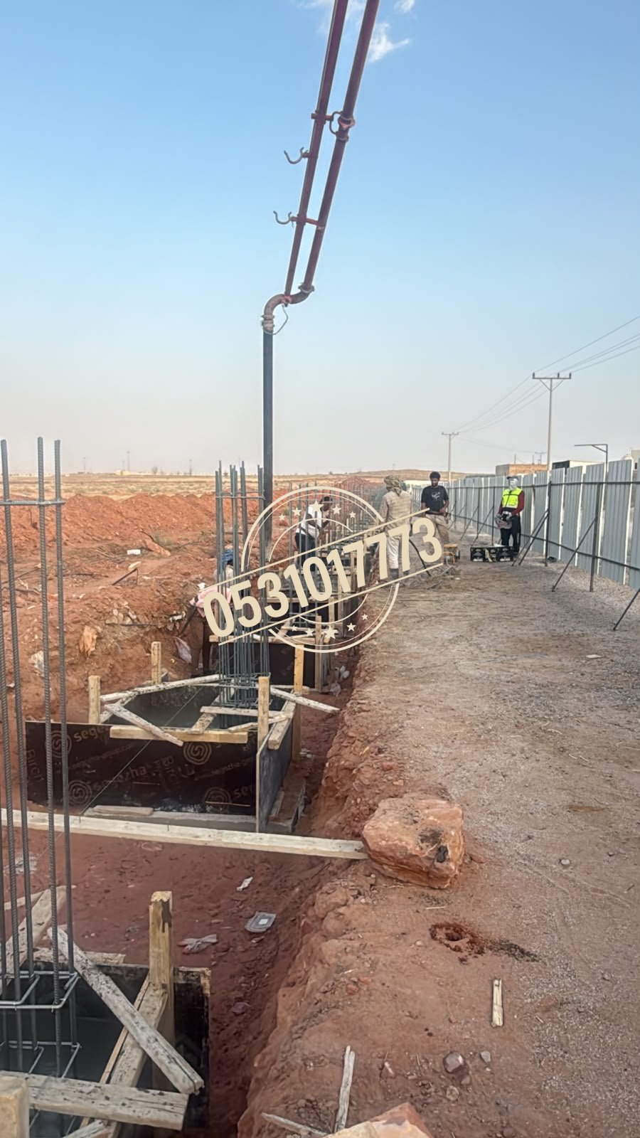مشروع بناء منزل من الأساسات حتى التشطيب